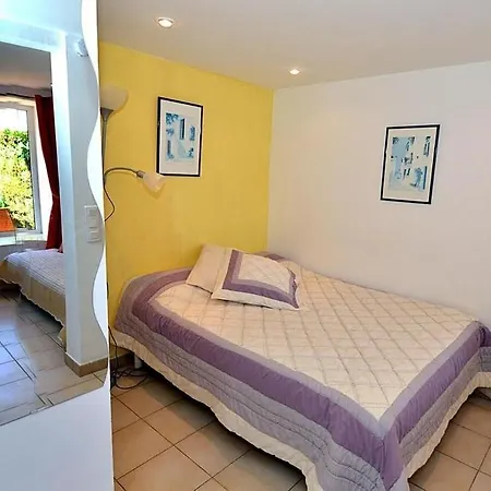Lou Trelus Hotell