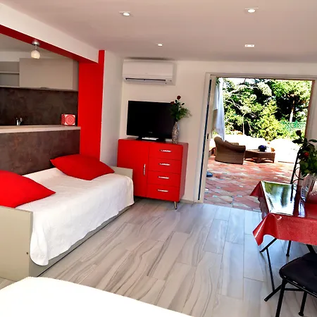 Hotel Lou Trelus 5*