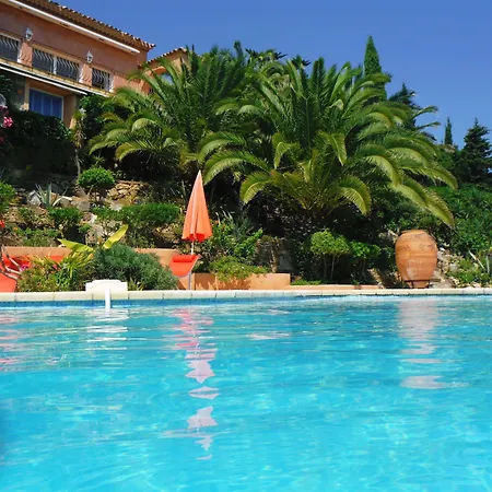 Lou Trelus Hotell Sainte-Maxime