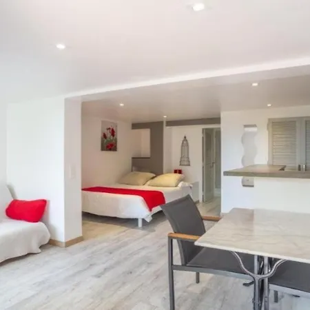 Lou Trelus Hotel