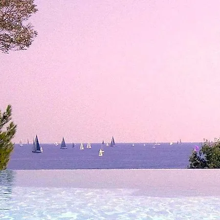 Hotel Lou Trelus Sainte-Maxime