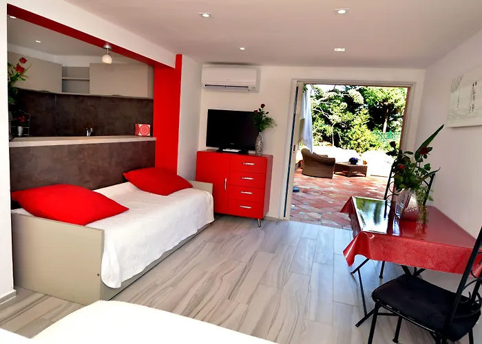 Hotell Lou Trelus 5*